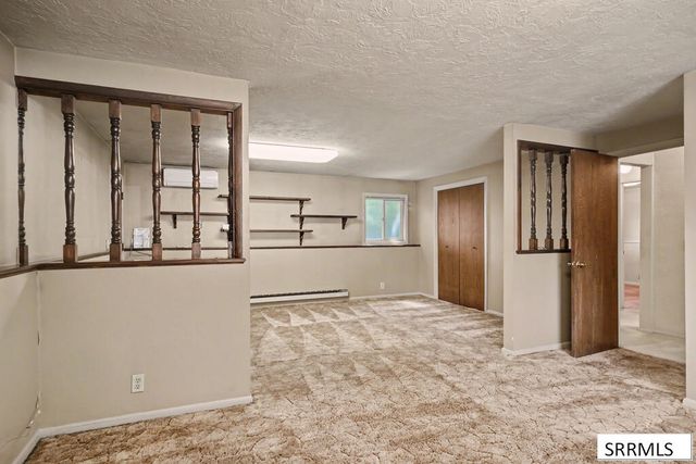 2323 Westcliff Drive, Idaho Falls, ID 83402