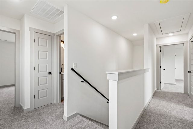 1704 Gerald Shay Road, Gentry, AR 72734