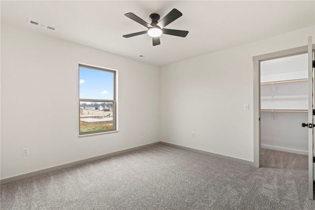 1704 Gerald Shay Road, Gentry, AR 72734