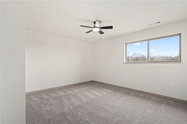 1704 Gerald Shay Road, Gentry, AR 72734