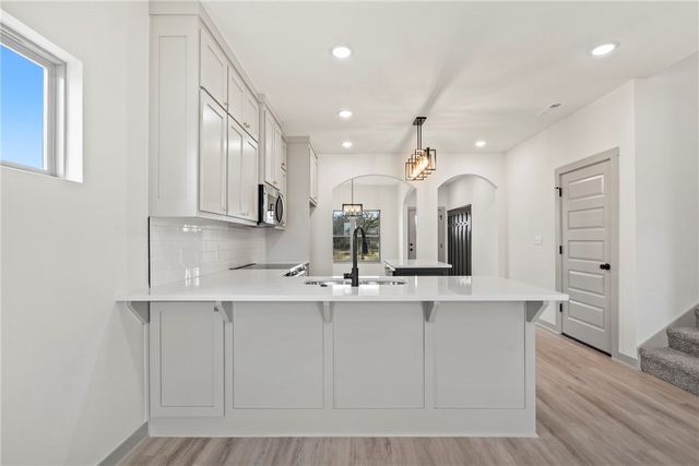 1704 Gerald Shay Road, Gentry, AR 72734