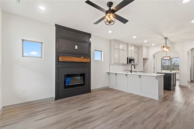 1704 Gerald Shay Road, Gentry, AR 72734