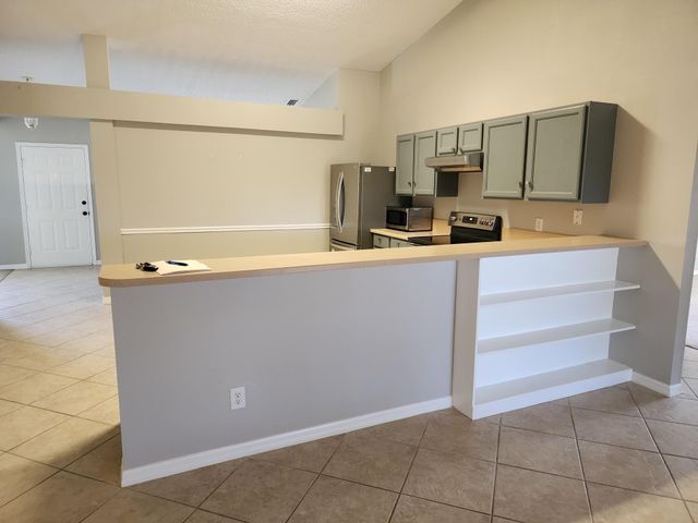 1415 Hill Avenue, Melbourne, FL 32940