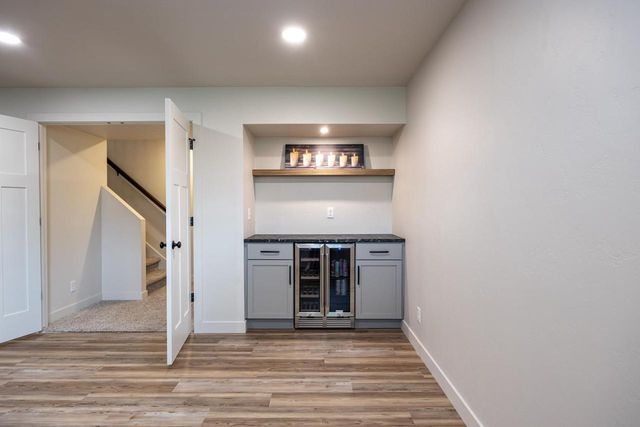 2901 E TURQUOISE LANE, Appleton, WI 54913