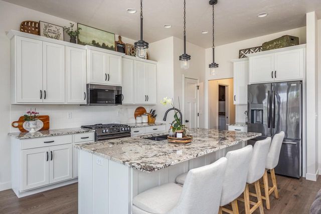 2901 E TURQUOISE LANE, Appleton, WI 54913