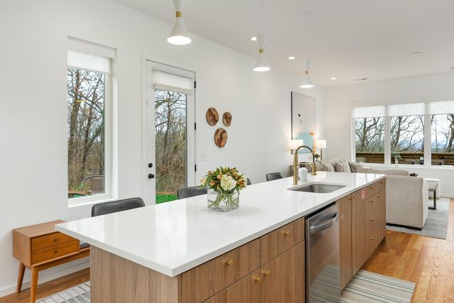 142 Atomic Ridge, Chattanooga, TN 37412