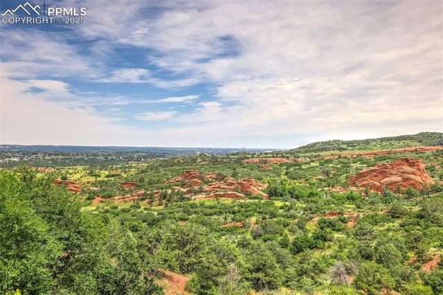 223 Crystal Hills Boulevard, Manitou Springs, CO 80829