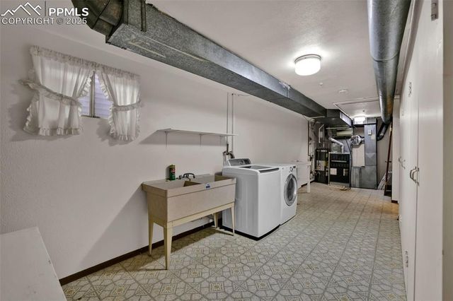 223 Crystal Hills Boulevard, Manitou Springs, CO 80829