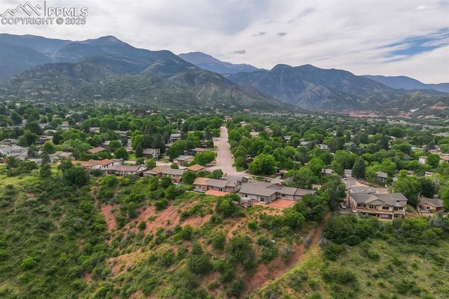 223 Crystal Hills Boulevard, Manitou Springs, CO 80829