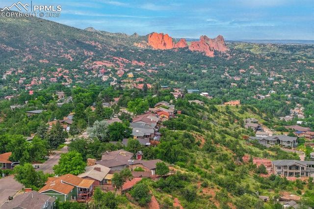 223 Crystal Hills Boulevard, Manitou Springs, CO 80829