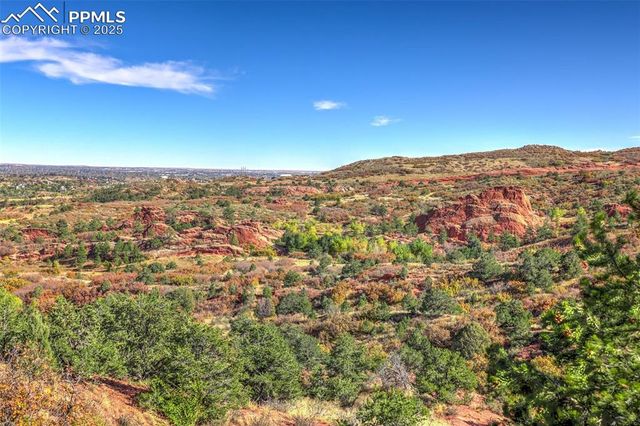 223 Crystal Hills Boulevard, Manitou Springs, CO 80829