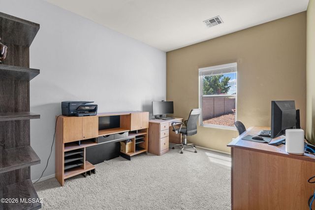 5669 W King Snake Drive, Tucson, AZ 85742