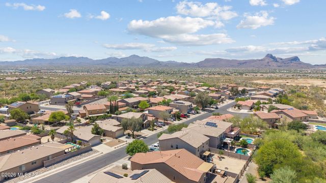 5669 W King Snake Drive, Tucson, AZ 85742