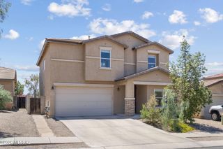 5669 W King Snake Drive, Tucson, AZ 85742