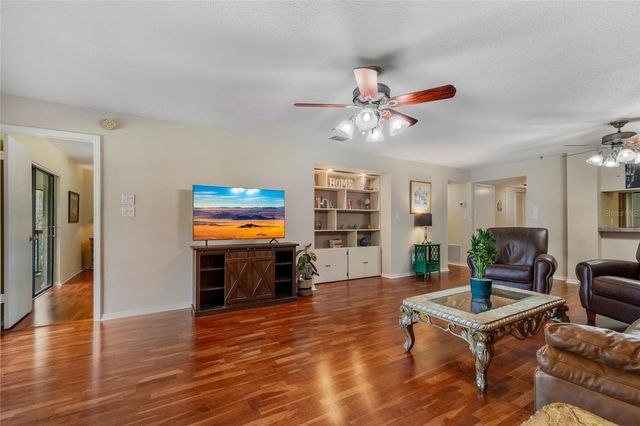 1055 KENSINGTON PARK DRIVE 317, Altamonte Springs, FL 32714