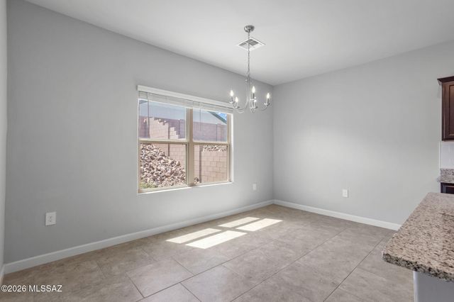 942 S Grantham Avenue, Vail, AZ 85641