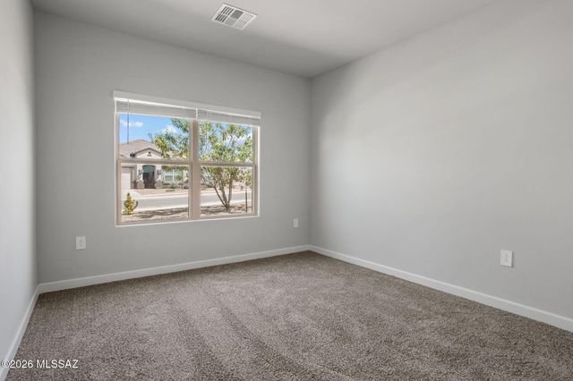 942 S Grantham Avenue, Vail, AZ 85641
