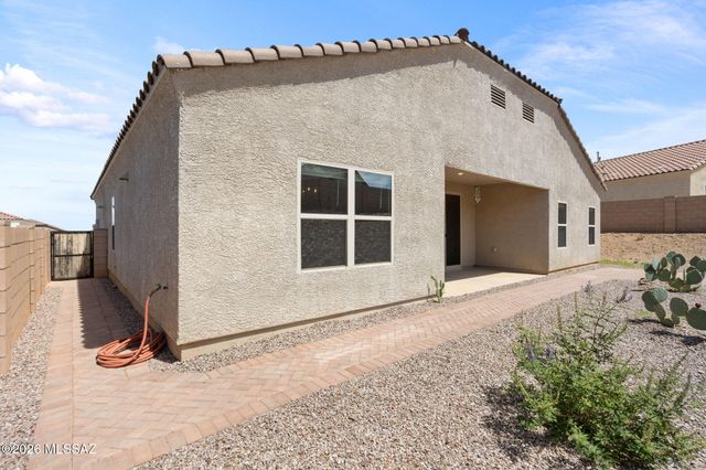 942 S Grantham Avenue, Vail, AZ 85641