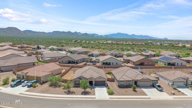942 S Grantham Avenue, Vail, AZ 85641