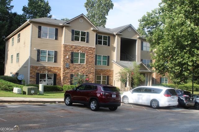 3301 Fairington Club Drive, Lithonia, GA 30038