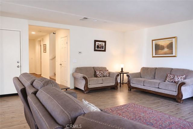 7079 Bella Strada, Fontana, CA 92336