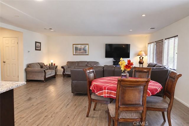 7079 Bella Strada, Fontana, CA 92336