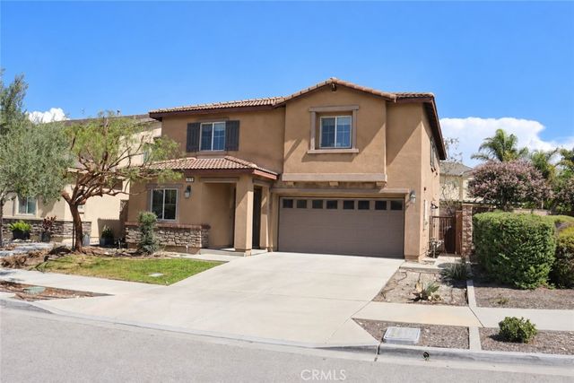 7079 Bella Strada, Fontana, CA 92336