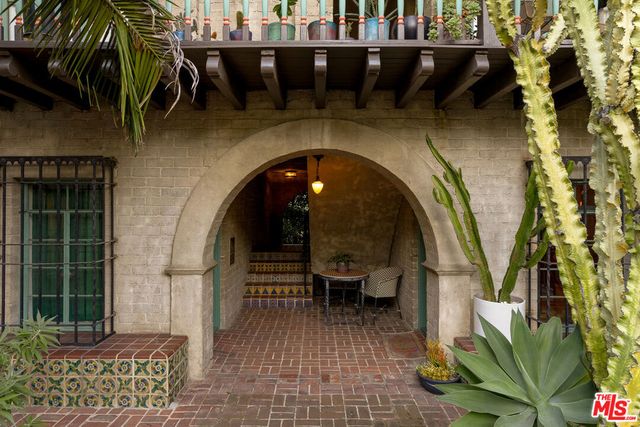 1838 Grace Avenue, Los Angeles, CA 90028