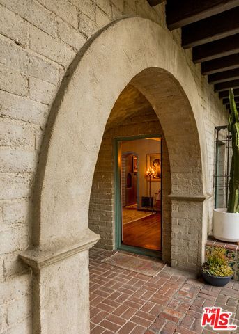 1838 Grace Avenue, Los Angeles, CA 90028