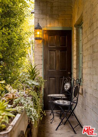 1838 Grace Avenue, Los Angeles, CA 90028