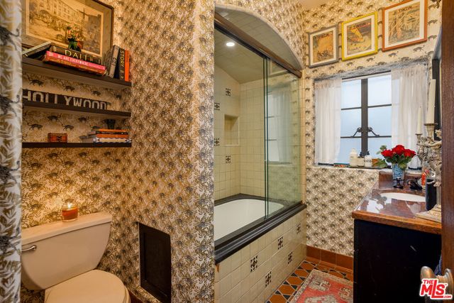 1838 Grace Avenue, Los Angeles, CA 90028