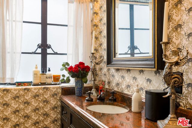 1838 Grace Avenue, Los Angeles, CA 90028