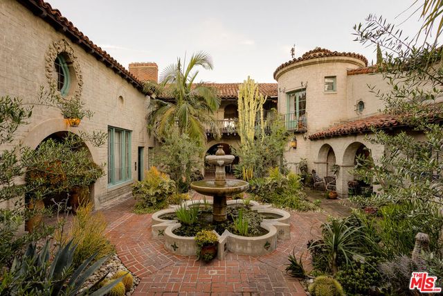 1838 Grace Avenue, Los Angeles, CA 90028