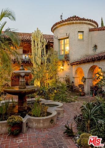 1838 Grace Avenue, Los Angeles, CA 90028