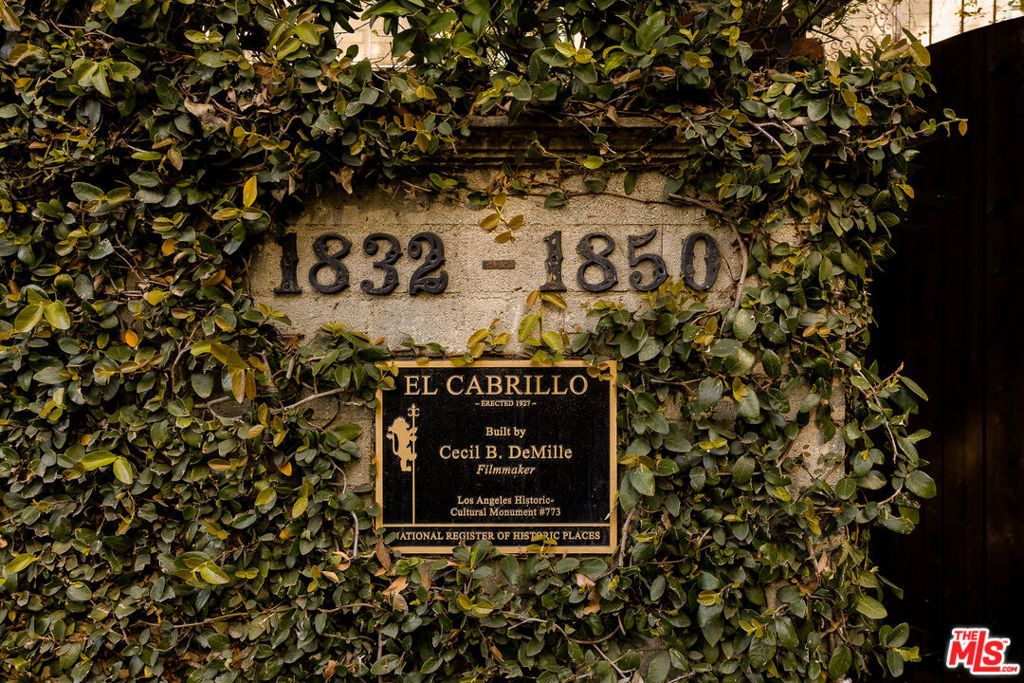 1838 Grace Avenue, Los Angeles, CA 90028