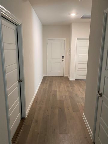 9809 Autumn Leaves Lane, Aubrey, TX 76227