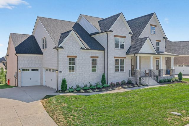 5120 High Park Hill Dr, Arrington, TN 37014