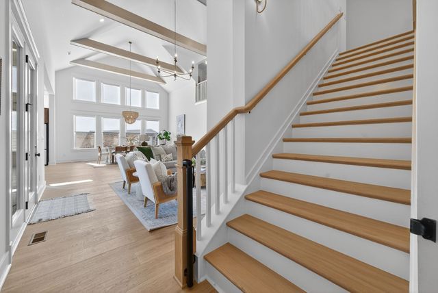 5120 High Park Hill Dr, Arrington, TN 37014