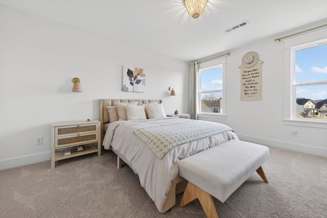 5120 High Park Hill Dr, Arrington, TN 37014