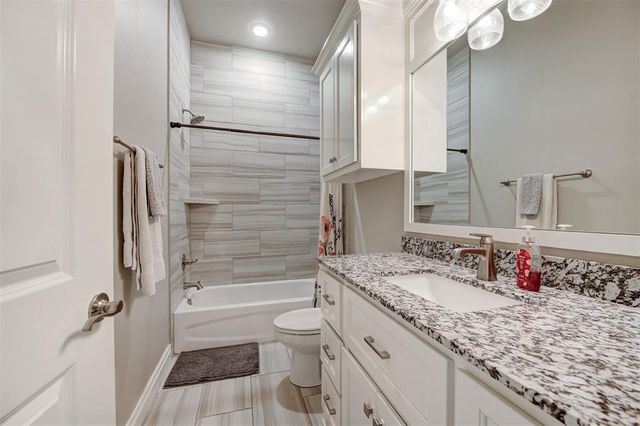 6917 Timber Crest Way, Edmond, OK 73034