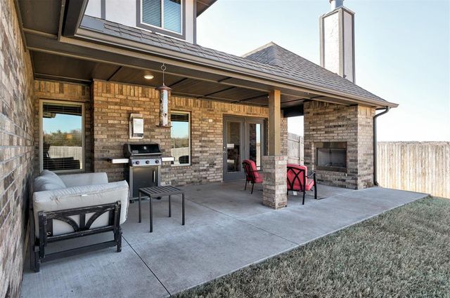 6917 Timber Crest Way, Edmond, OK 73034