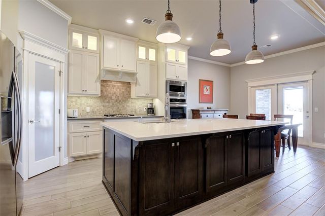 6917 Timber Crest Way, Edmond, OK 73034