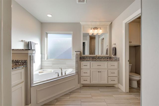 6917 Timber Crest Way, Edmond, OK 73034