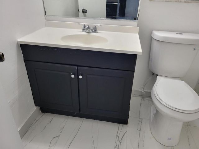 1300 NW 4th Avenue B, Fort Lauderdale, FL 33311