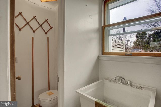 1343 SECOND AVENUE, Chambersburg, PA 17202