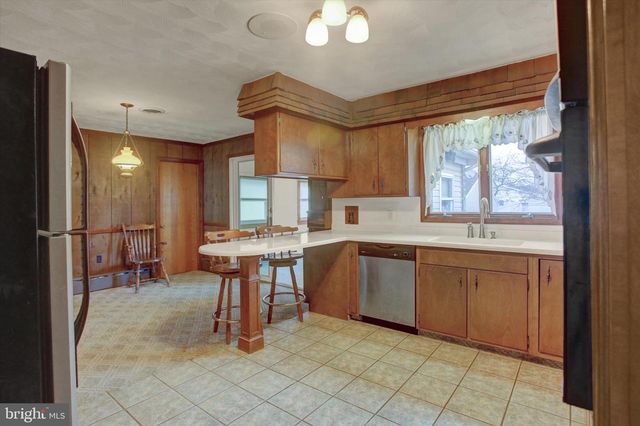 1343 SECOND AVENUE, Chambersburg, PA 17202