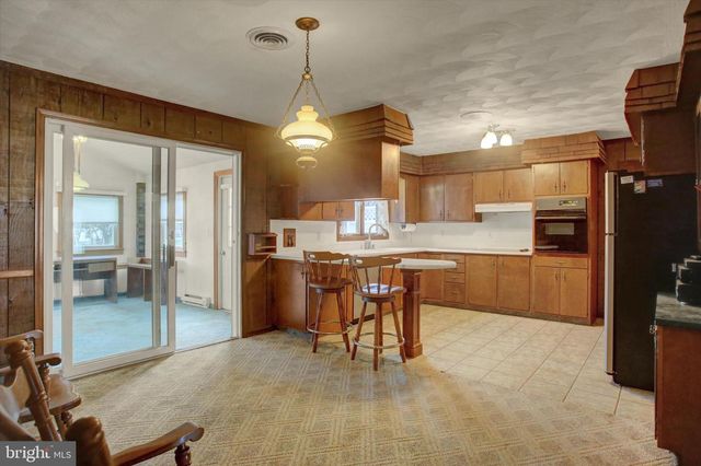 1343 SECOND AVENUE, Chambersburg, PA 17202