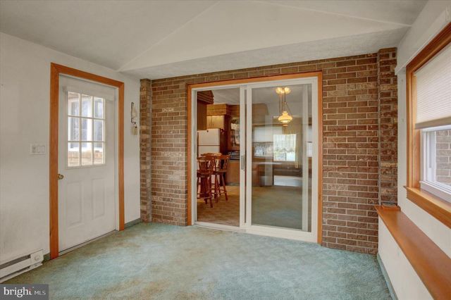 1343 SECOND AVENUE, Chambersburg, PA 17202