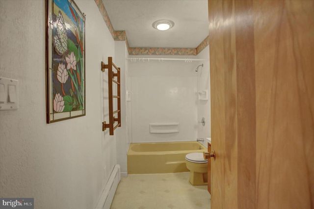 1343 SECOND AVENUE, Chambersburg, PA 17202