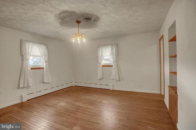 1343 SECOND AVENUE, Chambersburg, PA 17202